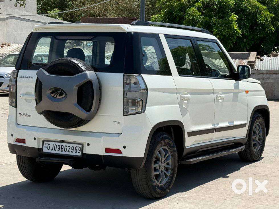 Mahindra Tuv 300 T10, 2019, Diesel