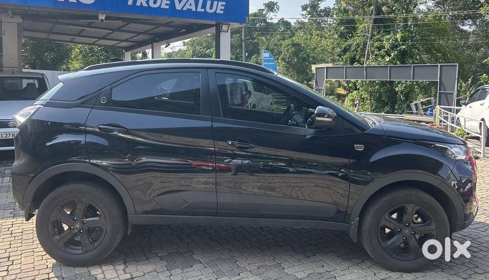 Tata Nexon 1.5 Revotorq Xza Plus (l) Dark Edition, 2023, Petrol
