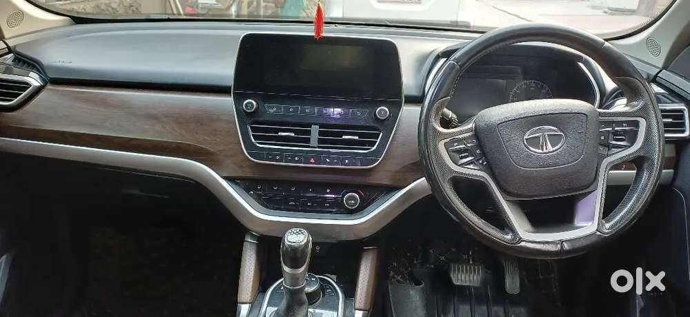 Tata Harrier Dark Grey Automatic