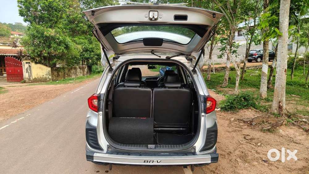 Honda Br-v I-vtec V Mt, 2016, Petrol