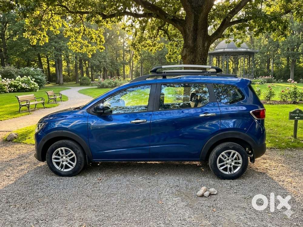 Renault Triber Rxt, 2023, Petrol