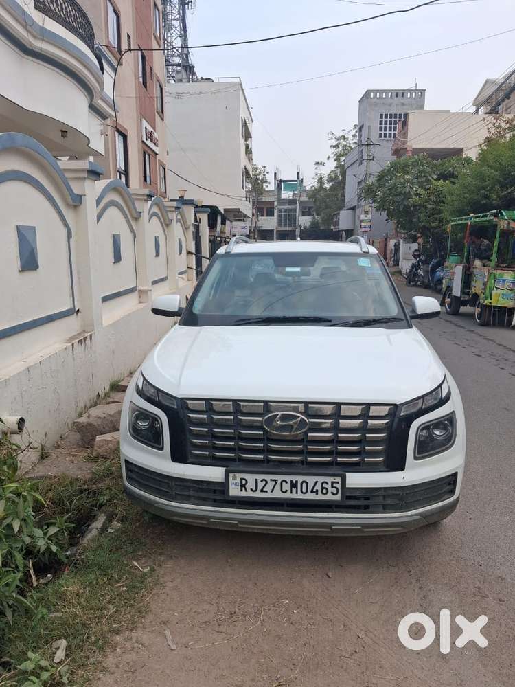 Fuss Battan Sanroop Wireless Charging