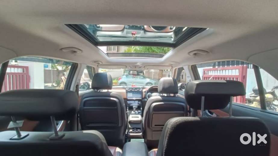 Hyundai Alcazar 2.0 Signature (o) Petrol At 6 Str, 2022, Petrol