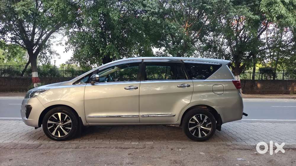Toyota Innova Crysta 2022 Diesel Top Model Zx Well Maintained