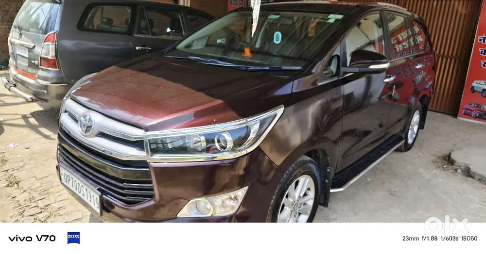 Toyota Innova Crysta 2017 Diesel 67000 Km Driven