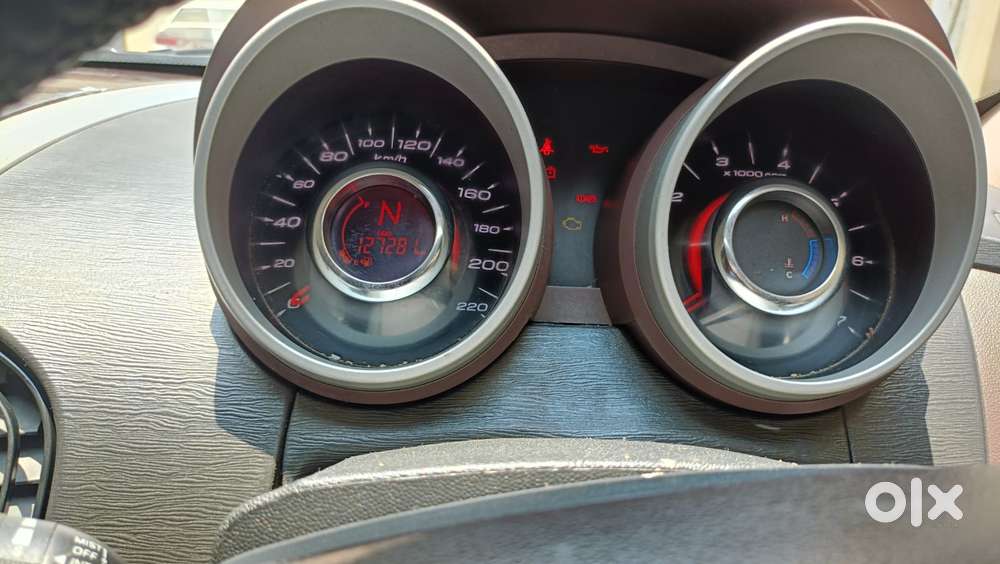 Mahindra Xuv500 At W8 Fwd, 2014, Diesel