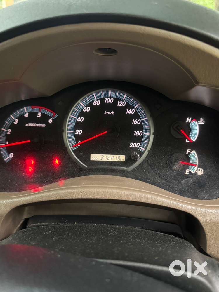 Toyota Innova Diesel 2015