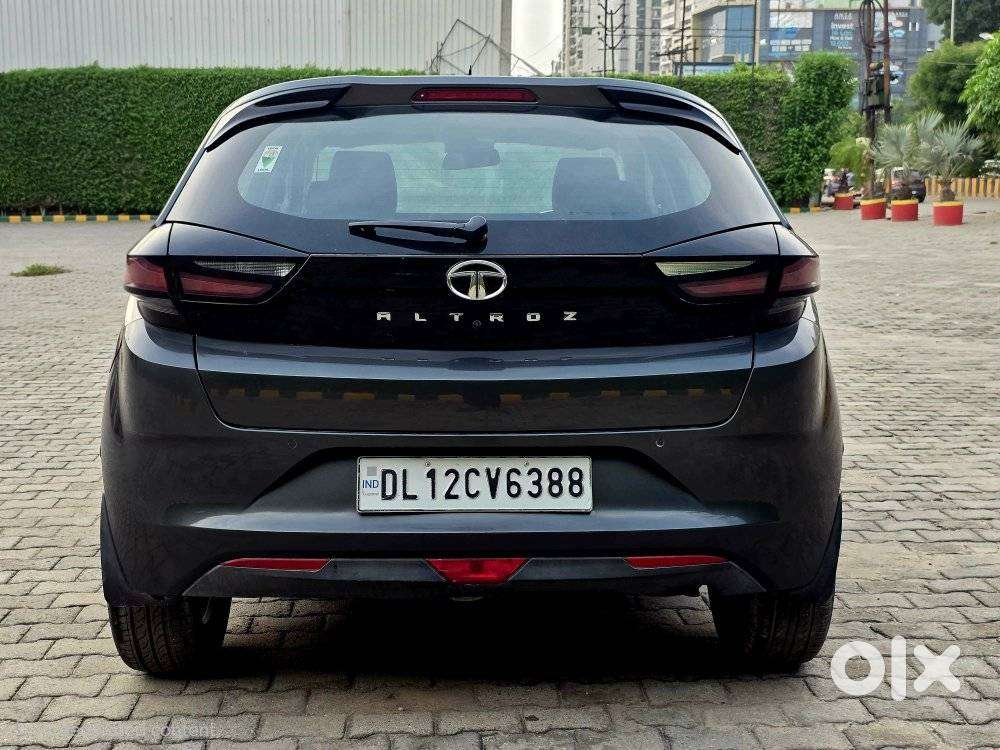 Tata Altroz Xz Plus (s), 2022, Petrol
