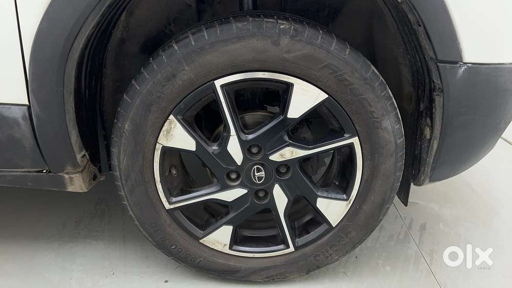 Tata Punch Creative Amt, 2022, Petrol