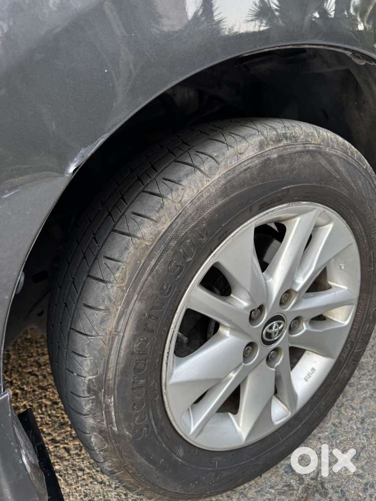 Toyota Innova Crysta 2.7 Gx Mt, 2018, Diesel