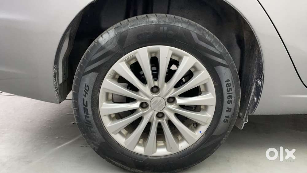 Maruti Suzuki Ciaz 2014-2017 At Zxi, 2016, Petrol