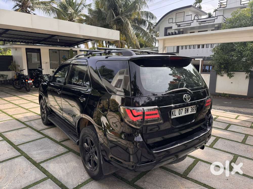 Toyota Fortuner, 2010, Diesel