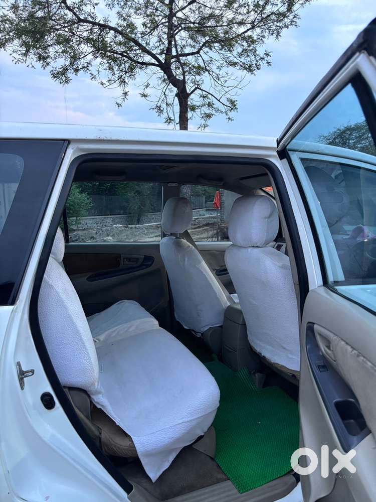 Toyota Innova Diesel 2012