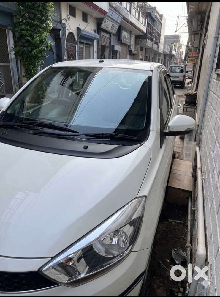 Tata Tiago Top Model