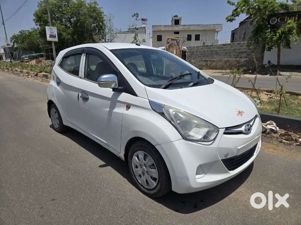 Hyundai Eon Car