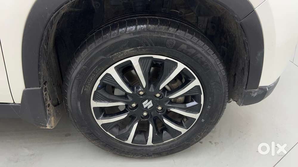 Maruti Suzuki Vitara Brezza 1.5 Zxi Plus At, 2020, Petrol