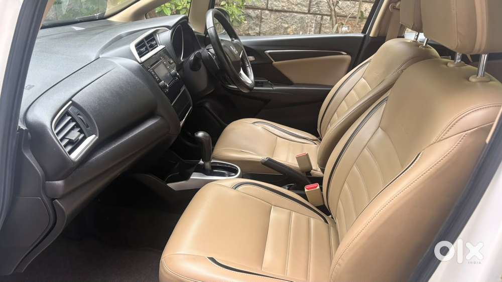 Honda Jazz V Automatic, 2018, Petrol
