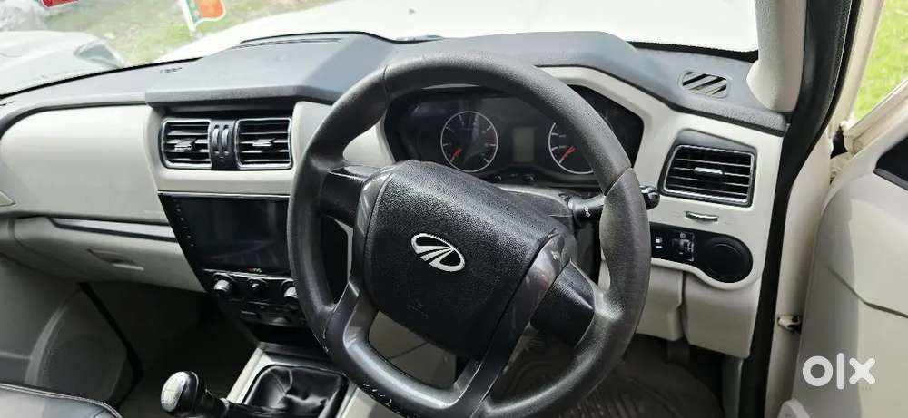 Mahindra Scorpio S6 Plus 2016
