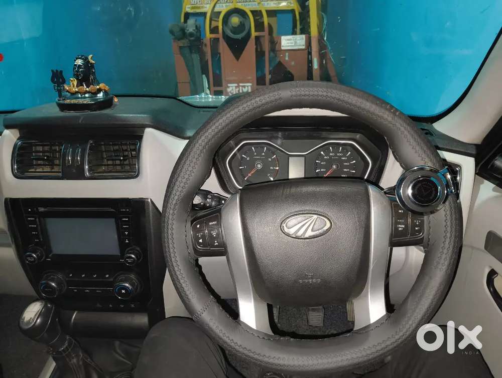 Mahindra Scorpio 2016