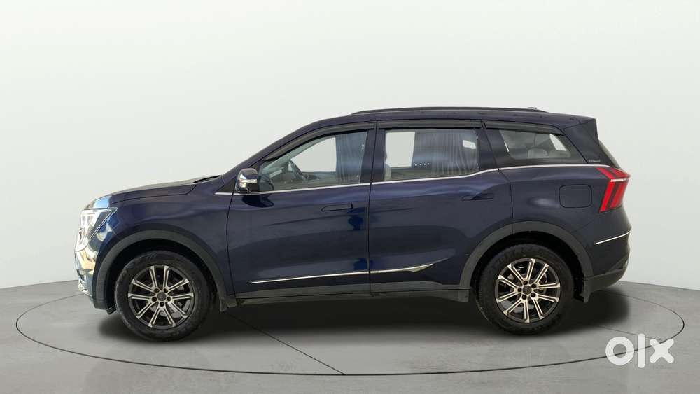 Mahindra Xuv700 2.2 Ax 7 Diesel Mt Luxury Pack Str, 2022, Diesel