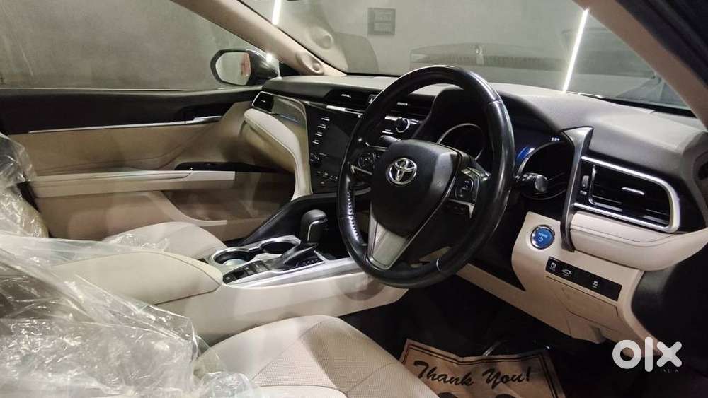 Toyota Camry Hybrid, 2019, Petrol