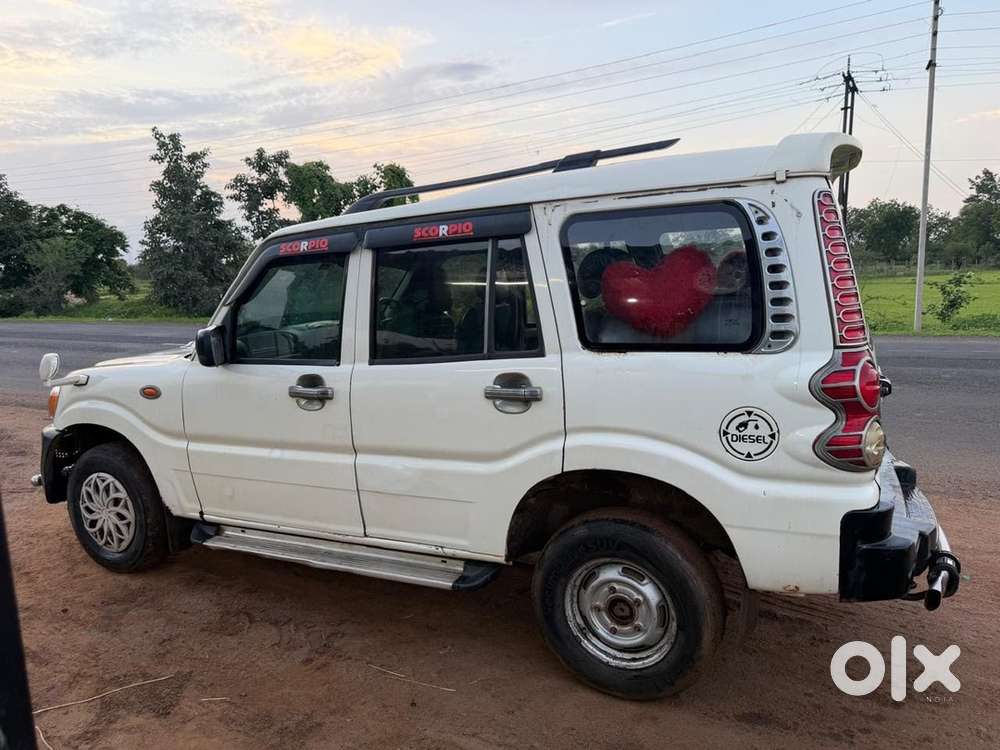 Mahindra Scorpio 2013 Diesel Well Maintained