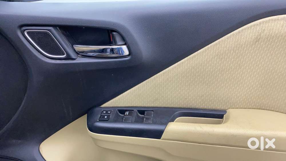 Honda City I-vtec V, 2020, Petrol