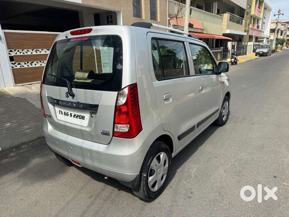 Maruti Suzuki Wagon R 1.0 Vxi Plus (o) Amt, 2016, Petrol
