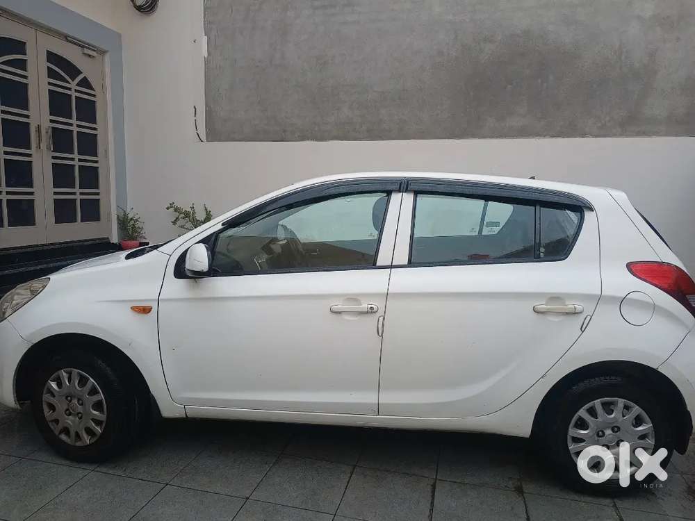 Hyundai I20 Magna 2010-2012 Petrol