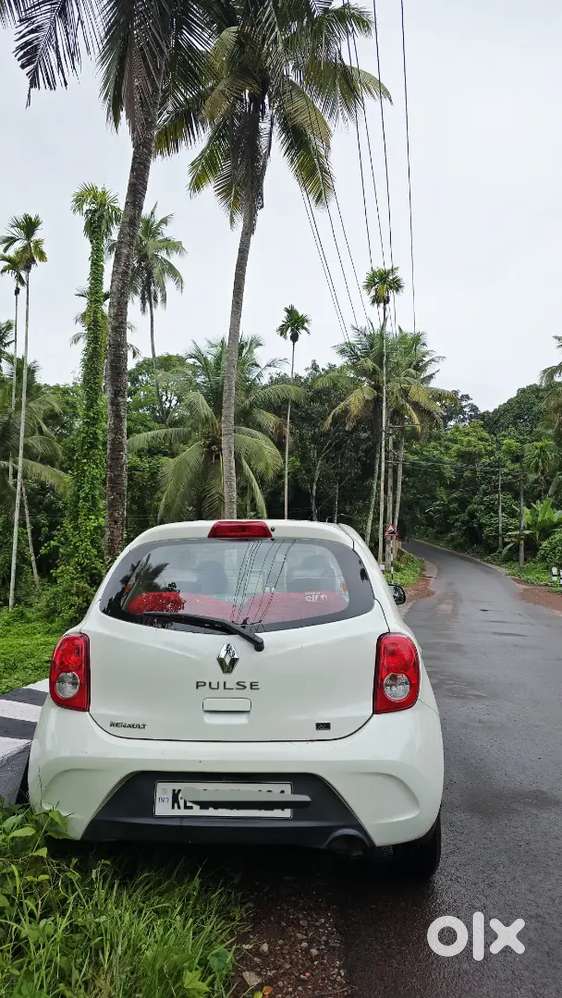 Single Owner 2017 Petrol 29000 Km Driven