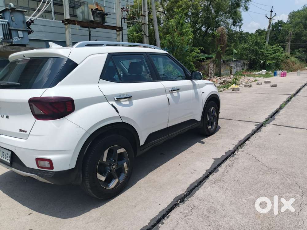 Hyundai Venue 1.0l Turbo Gdi Sx(o) Mt, 2021, Petrol