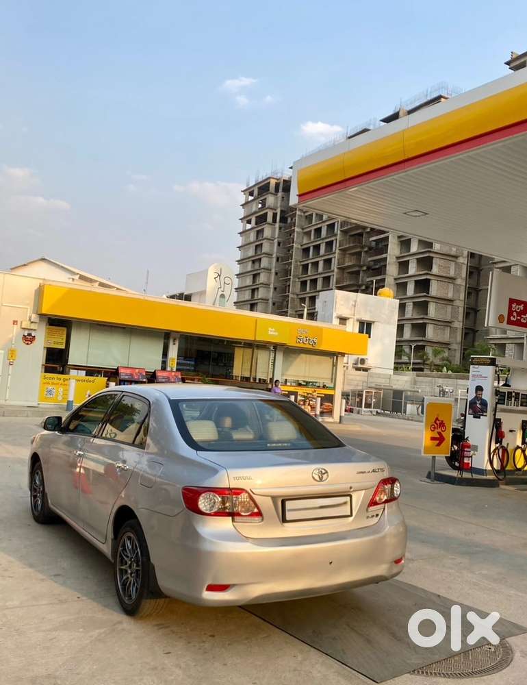 Toyota Corolla Altis 2012