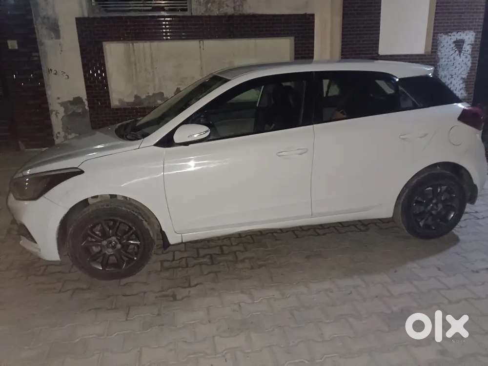 Hyundai I20 2019 Petrol 100000 Km Driven