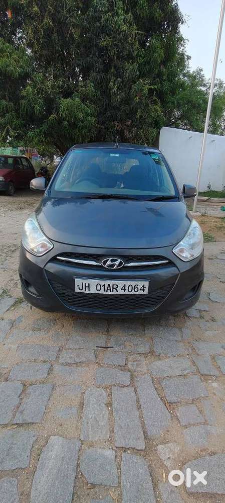 Hyundai I10 Sportz, 2012, Petrol