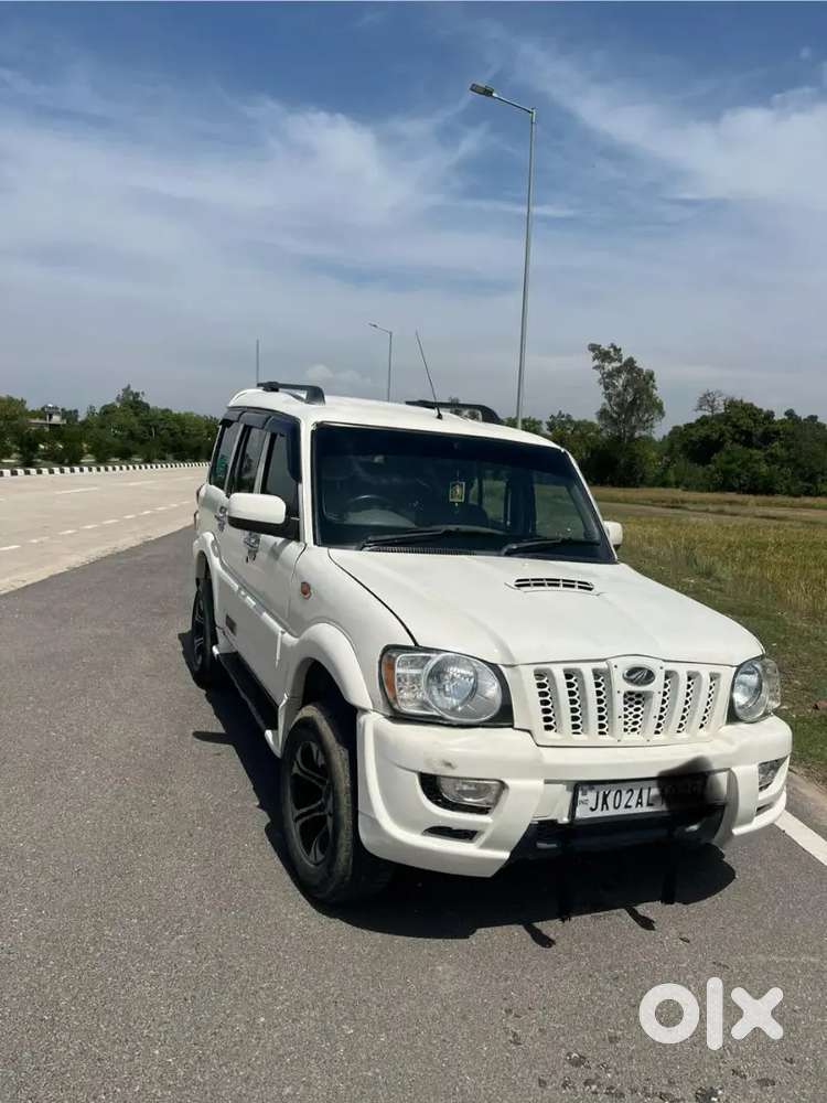 Mahindra Scorpio Classic 2009 Diesel 85000 Km Driven