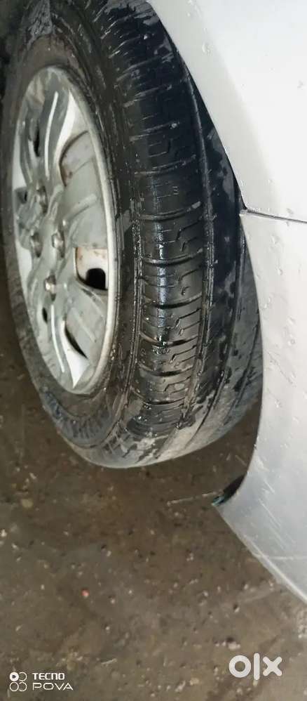 Cng Rto Pass. Power Stearing, Ac Power Window. Insurance ,new Tyres