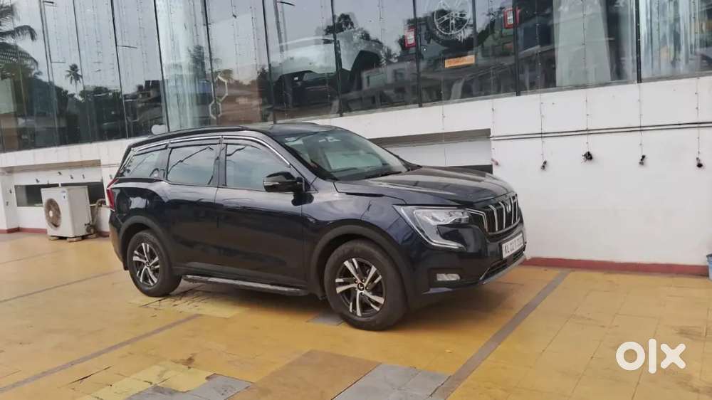 Mahindra Xuv700 2024 Petrol 18000 Km Driven, Fancy Number
