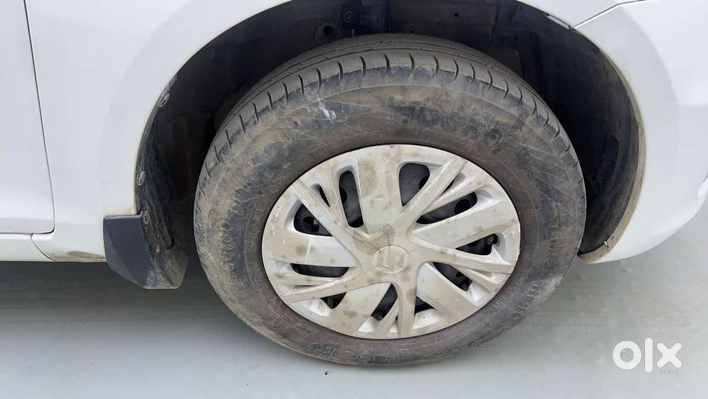 Maruti Suzuki Swift Vvt Vxi, 2014, Petrol