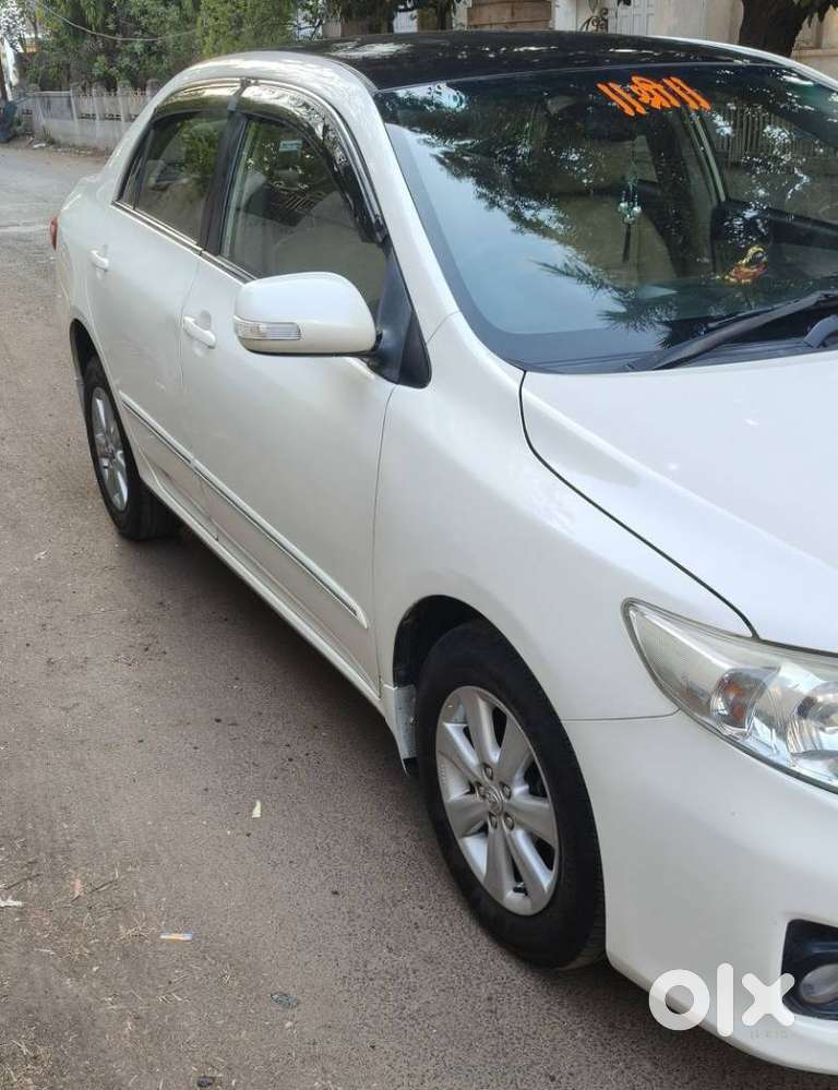 Toyota Corolla Altis 2010-2013 Gl, 2012, Petrol