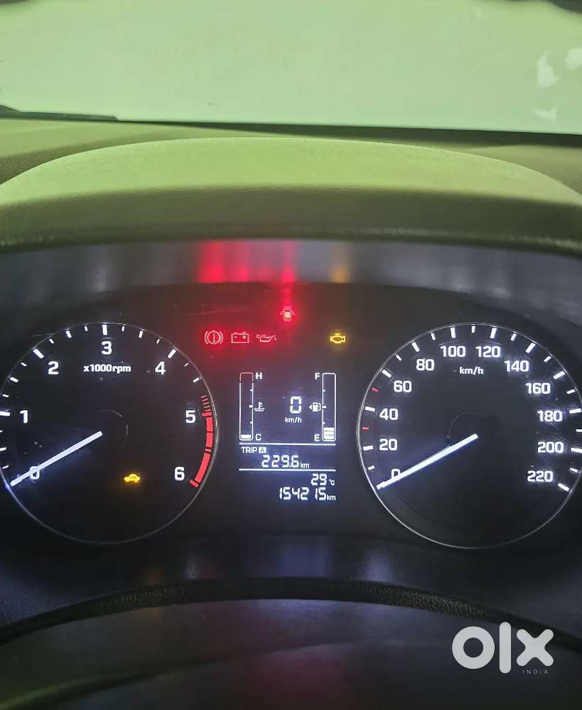 Hyundai Creta (s) Model 2016 Good Condition-touch Screen