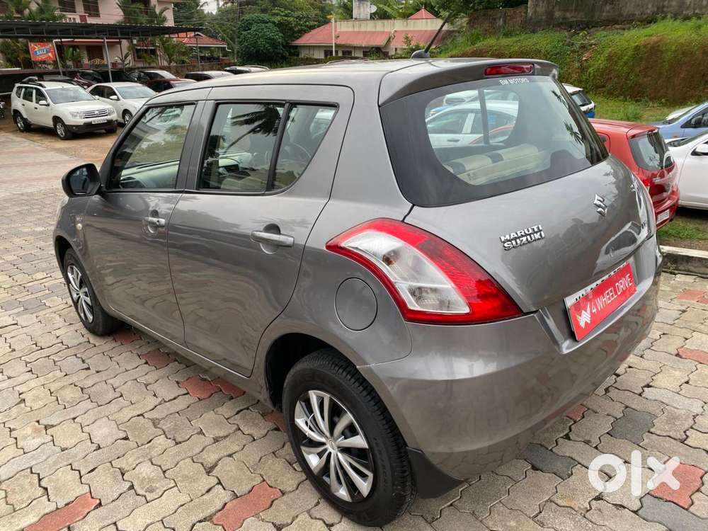 Maruti Suzuki Swift Lxi Optional-o, 2014, Petrol