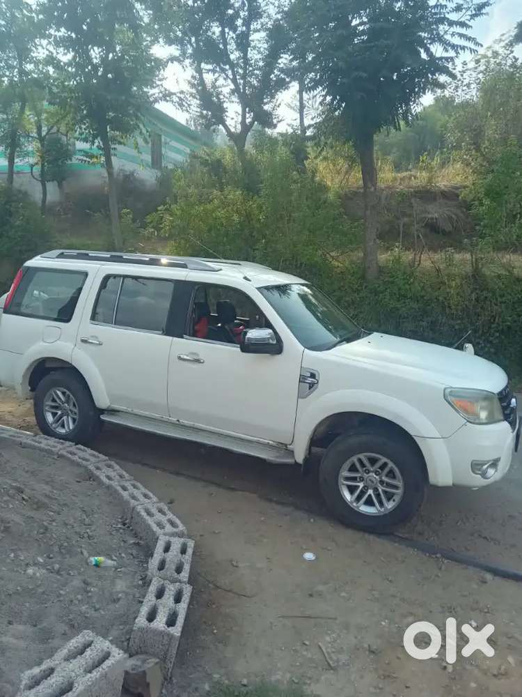 Ford Endeavour 2.5 2012