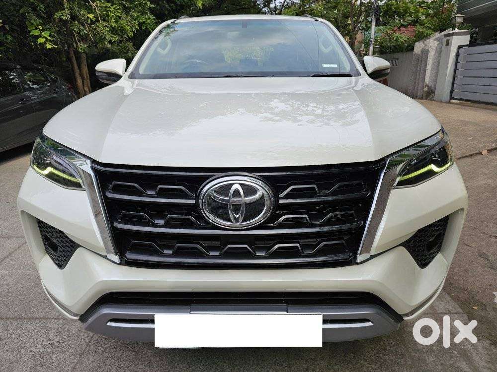 Toyota Fortuner 4x2 At 2.8 Diesel, 2022, Diesel