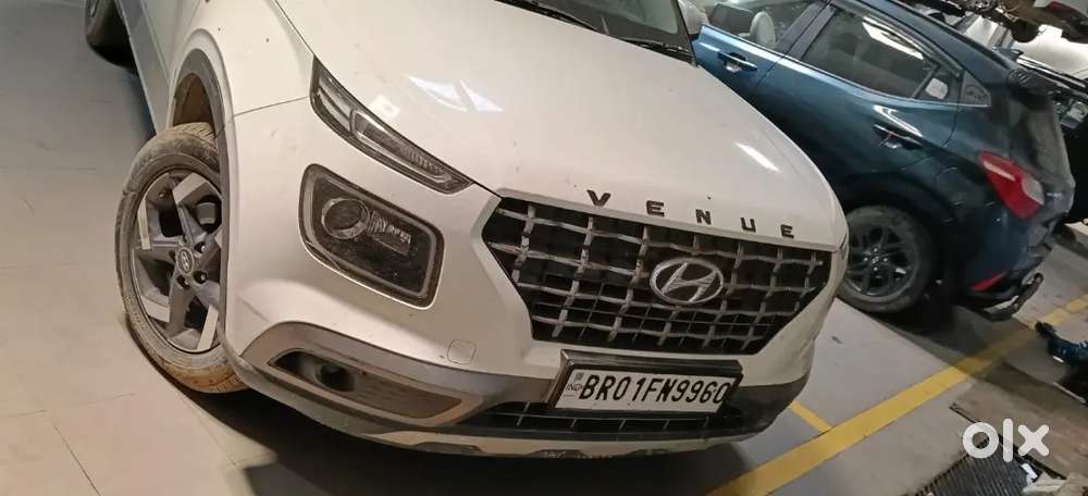 Very Good Condition Single Hand Driven Turbo Engine Venu Car Urgent Se