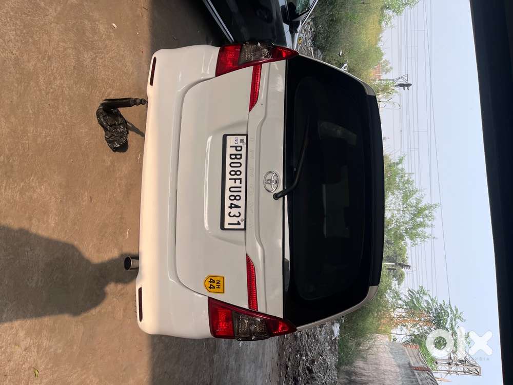 Toyota Innova 2013