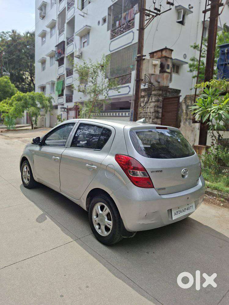 Hyundai I20 Sportz 1.4 Crdi 6 Speed Bs-iv, 2012, Diesel