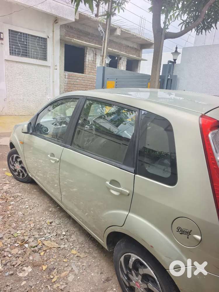 Ford Figo Diesel Titanium 2012
