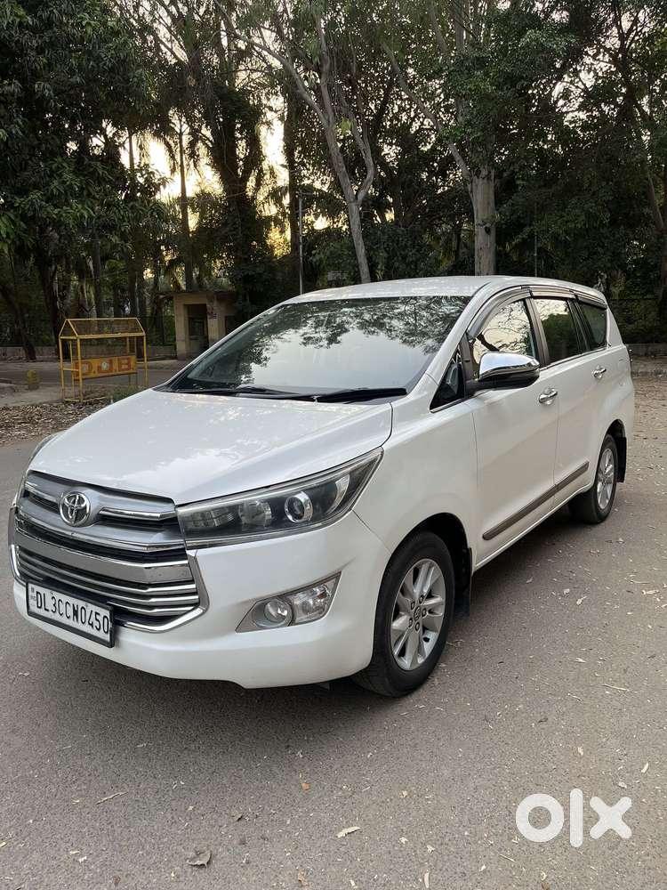 Toyota Innova Crysta 2.4 V, 2017, Diesel