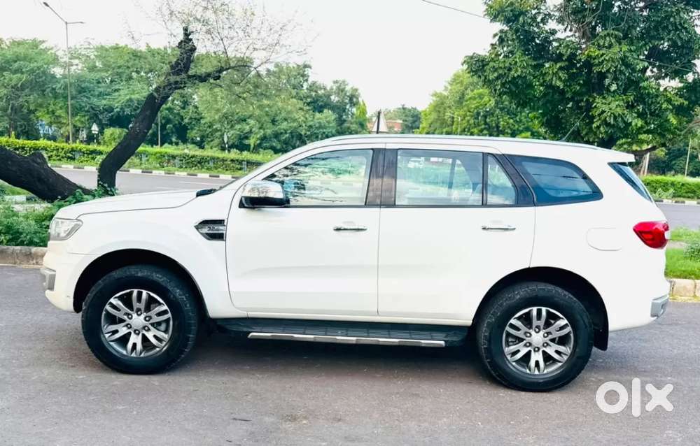 Ford Endeavour 3.2 Titanium At 4x4, 2017, Diesel