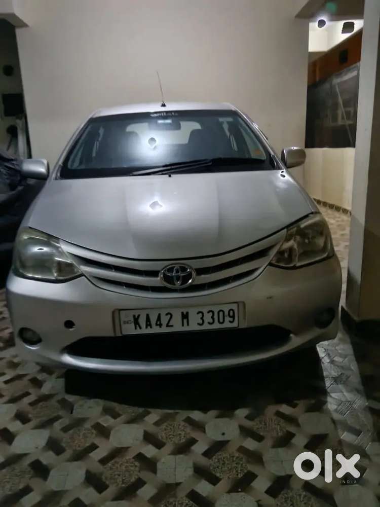 Toyota Etios Liva 2012